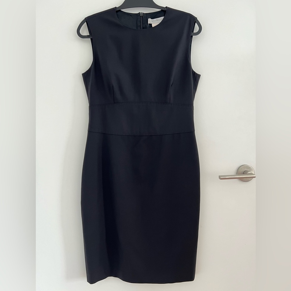 MaxMara Classic Black midi Dress, size 10